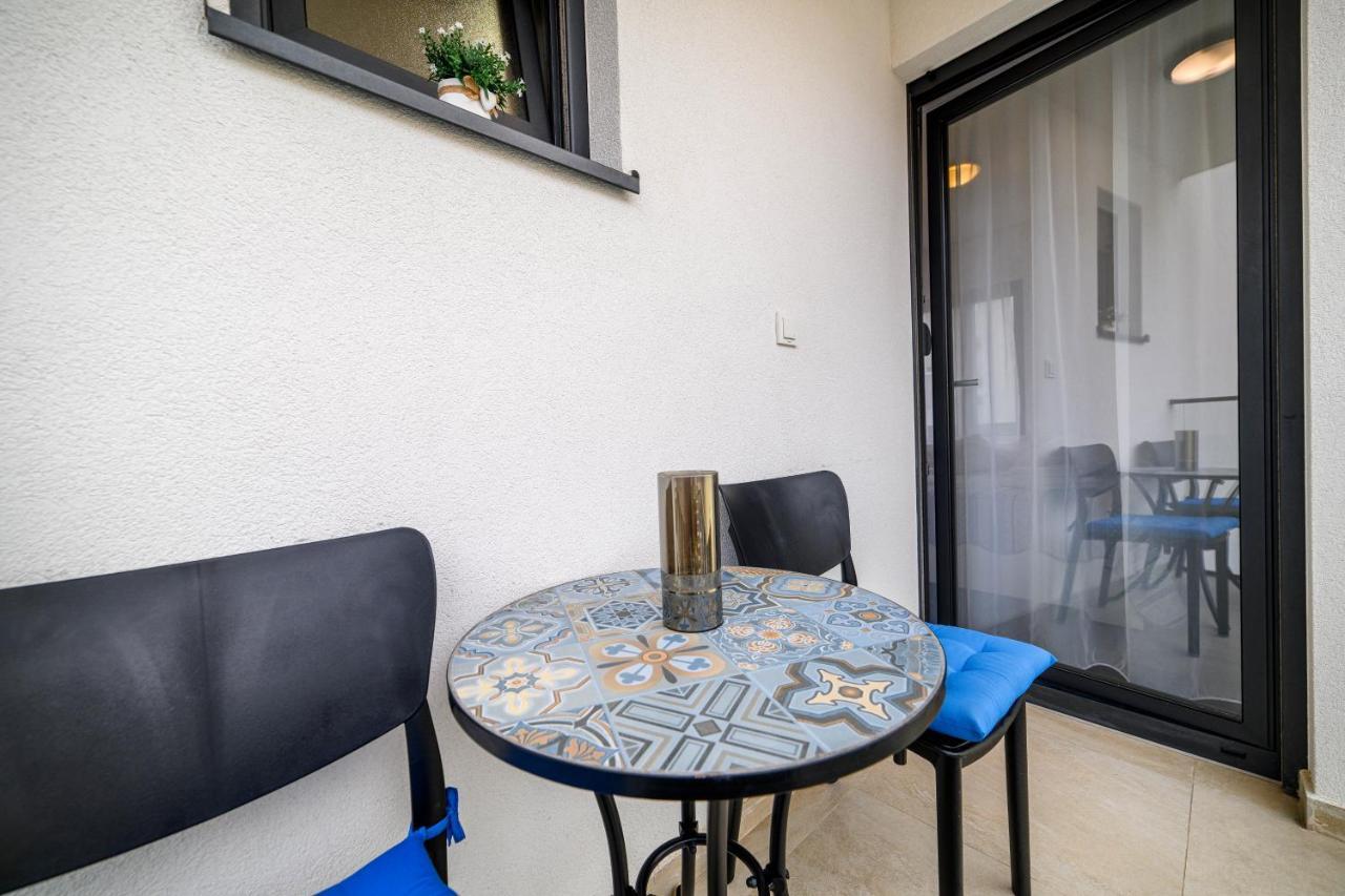 Apartamento Ledunis Šibenik Exterior foto